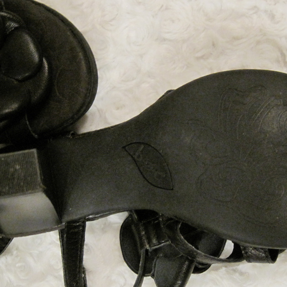 B.O.C. Black leather upper shoes S7 - Picture 4 of 6